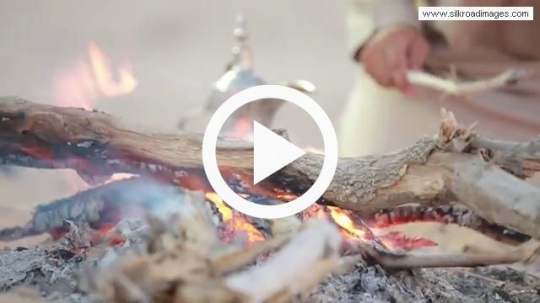 Preparing arabic coffee