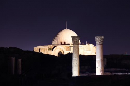 temple of hercules on the citadel in amman, jordan 