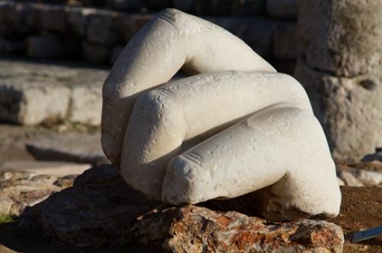 hercules hand near temple of hercules in antique citadel in amman,Jordan