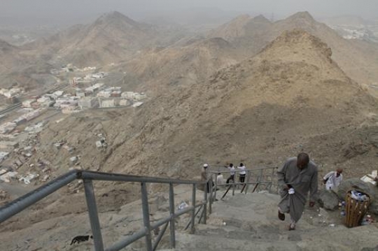 way up to ghar thawr