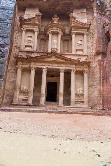 Al Khazneh - the treasury of Petra ancient city, Jordan