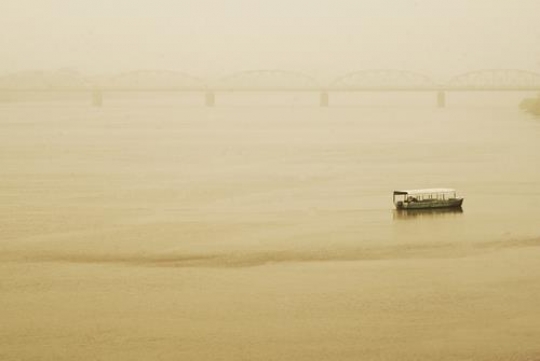 sandstorm at nile river,sudan