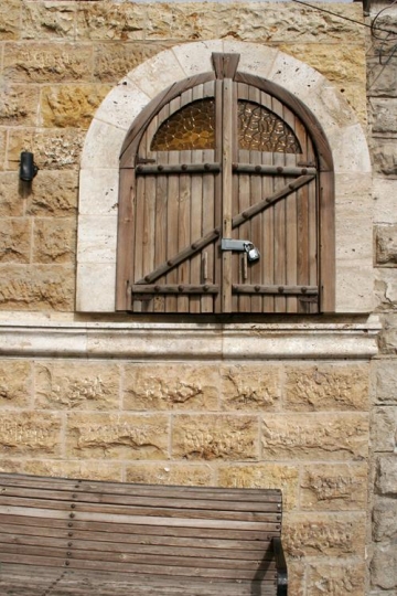 Old windows of Amman