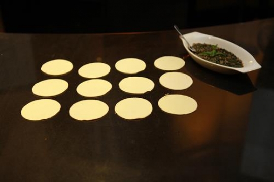 Small laminated dough