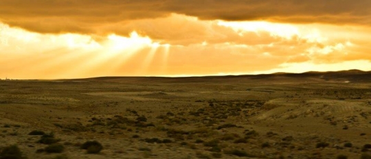 sun rays through the clouds