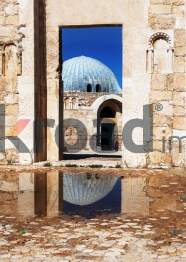 Amman-citedl-door-color-blur-