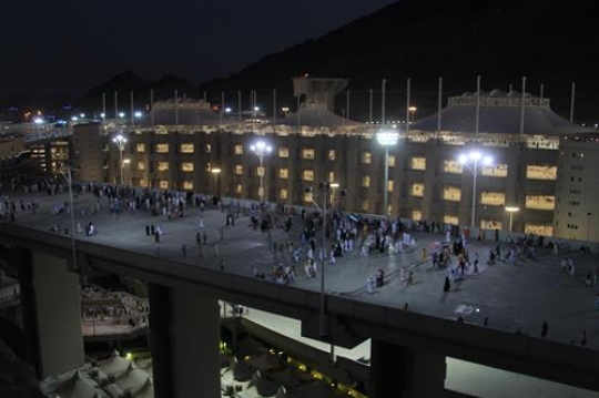 Bridge to arrival Mina