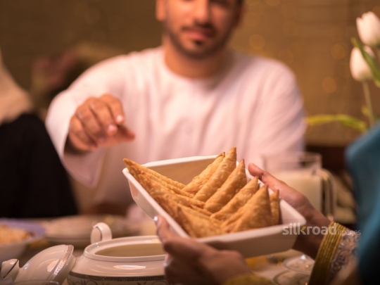 Taking puff pastry|-