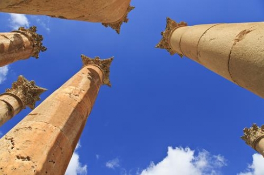 ancient roman pillars