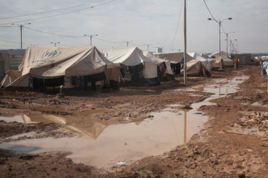 bad conditions in refugees camps