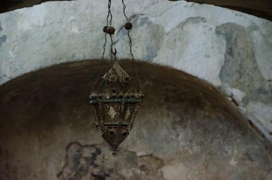 khf ahl al-kahf(cave of the cavemen)