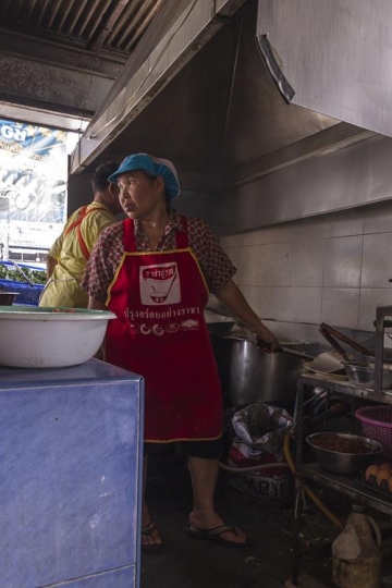 woman working in a restaurant