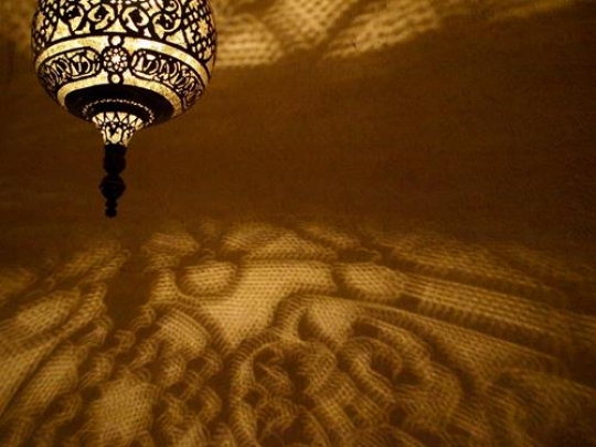 Oriental light and shadow