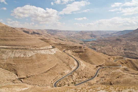 highway road between the mount