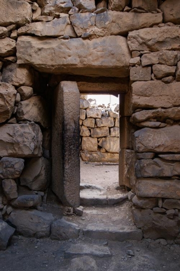 qasr azraq,desert castle,jordan