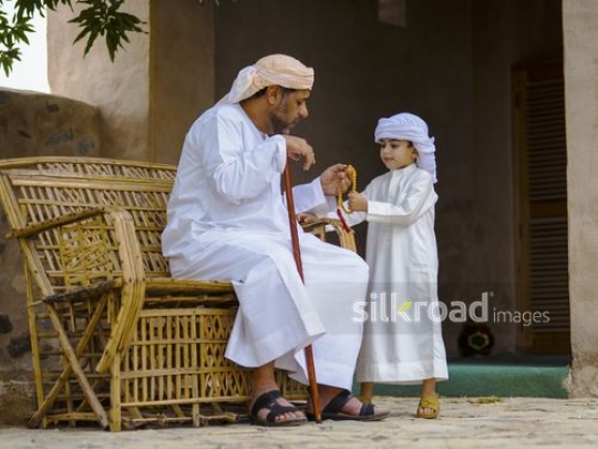 Oldman with little boy|-