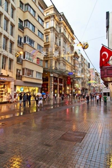 people in the market