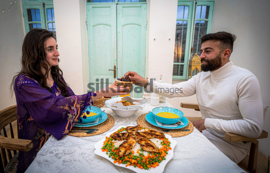 ramadan-old-man-read-quran-07