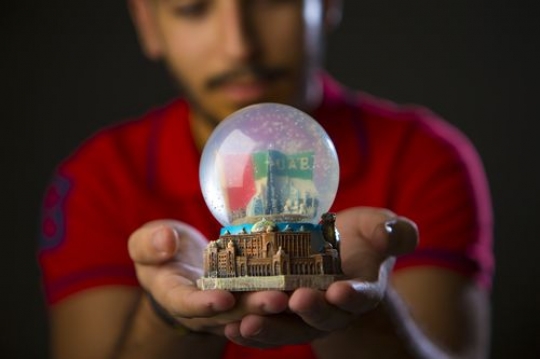 Crystal Ball with UAE flag|-